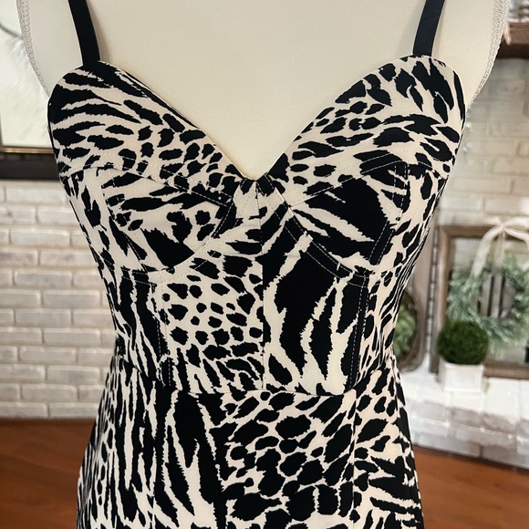 Bodycon Animal Print Midi Dress by Sergio Hudsonfor Target - Picture 2 of 5
